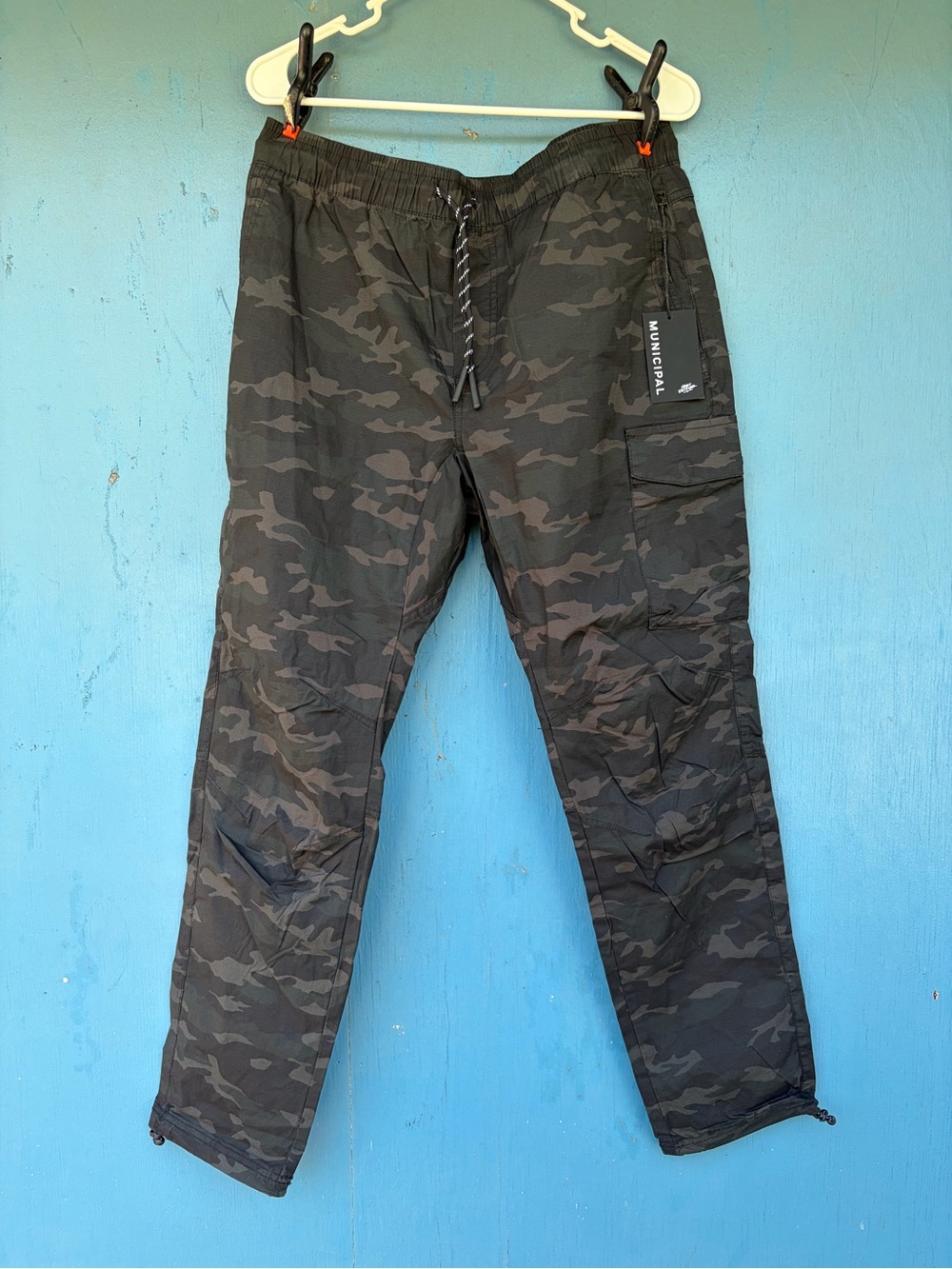 MEN’S - SIZE MEDIUM - M. CARGO PANTS - NIGHT CAMO